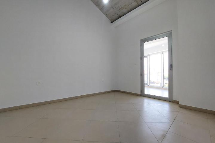 Istra, Pula, Veli Vrh, dvosoban stan NKP 75, 36 m2