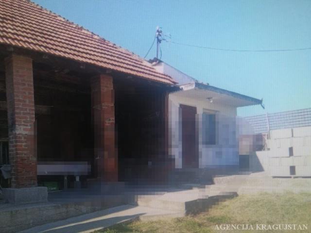 Prodaja, Kuća, 380. 00m2 , Petrovac