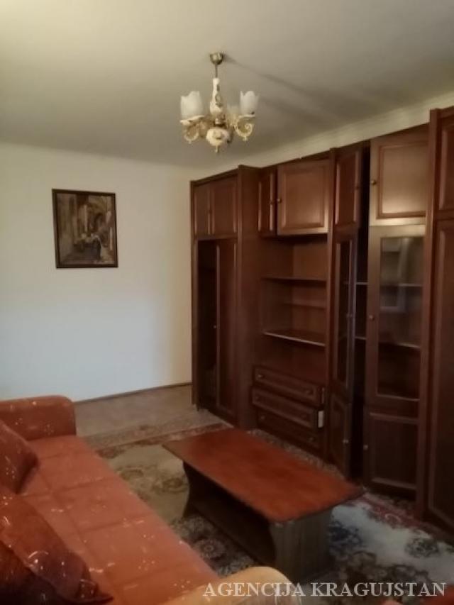 Izdavanje, Stan, 36. 00m2 , Centar