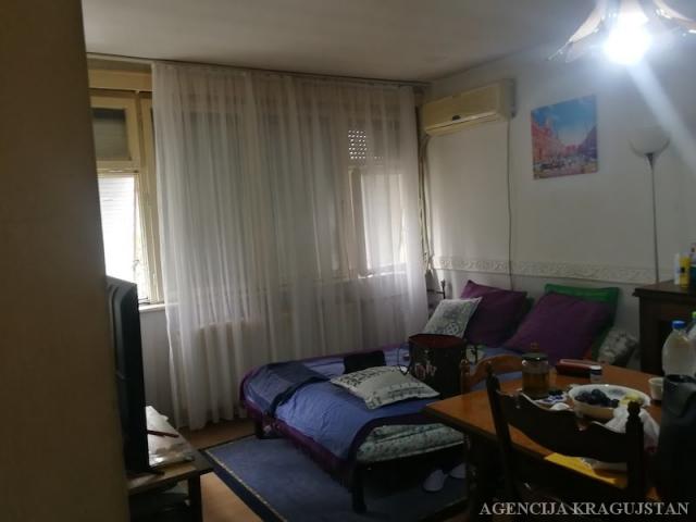 Prodaja, Stan, 53. 00m2 , Bubanj