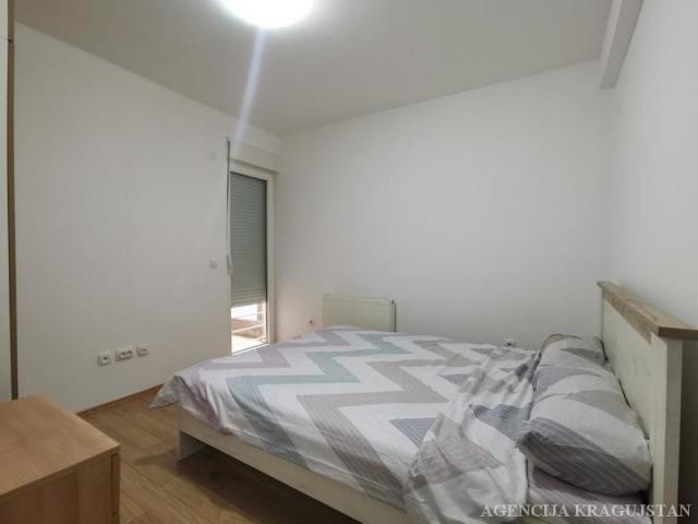 Izdavanje, Stan, 41. 00m2 , Centar