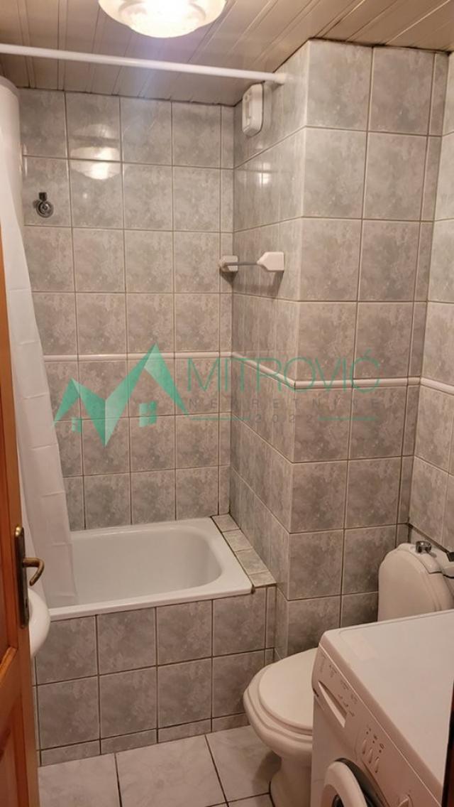 Izdavanje, Stan, 30m2 , Bulevar Oslobođenja