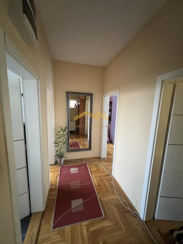 Nova detelinara  četvorosoban duplex, sa ugradnim elementima