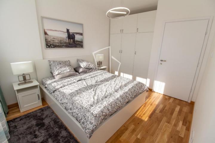 London, lux stan 65m2 ID#8800