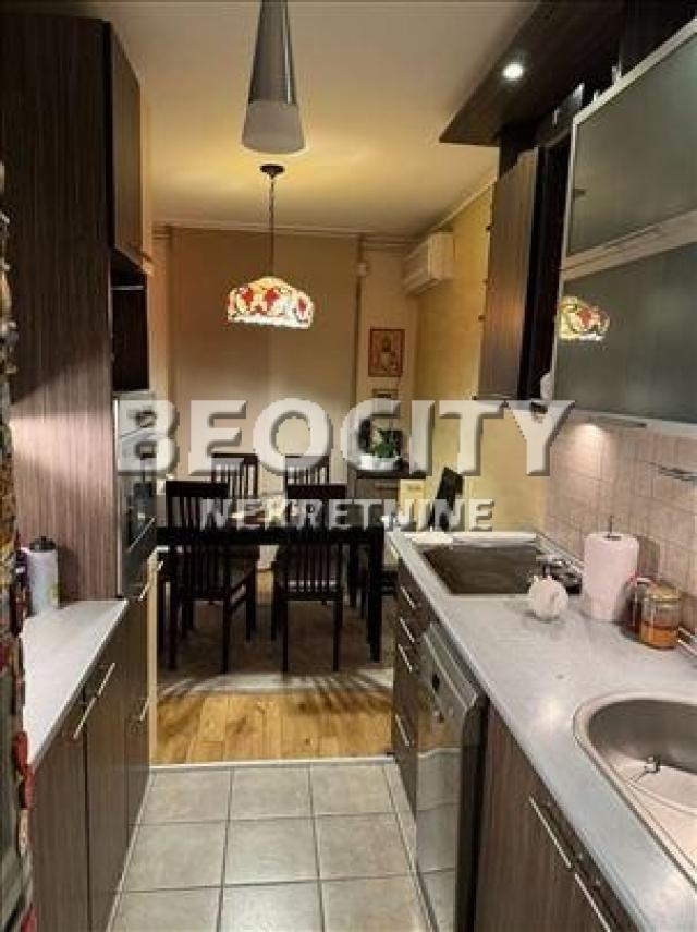 Novi Beograd, Blok 61, Dr Ivana Ribara, 3. 0, 84m2, 1000EUR