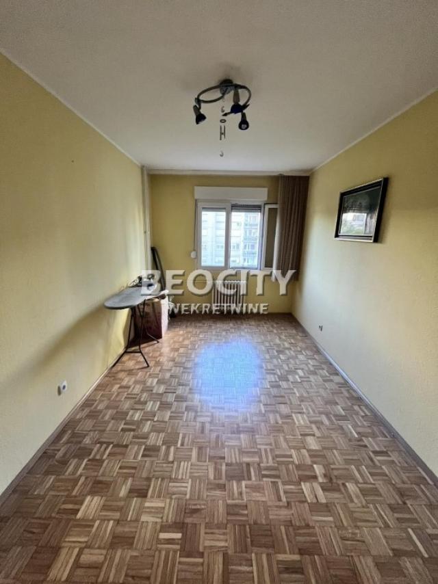 Novi Beograd, Blok 61, Dr Ivana Ribara, 3. 0, 85m2, 700EUR