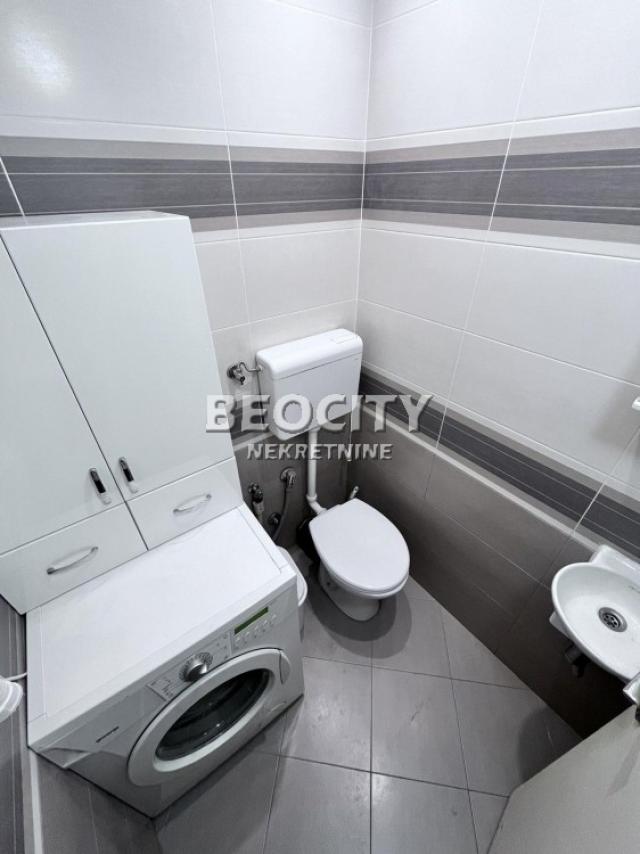 Novi Beograd, Blok 61, Dr Ivana Ribara, 3. 0, 85m2, 700EUR