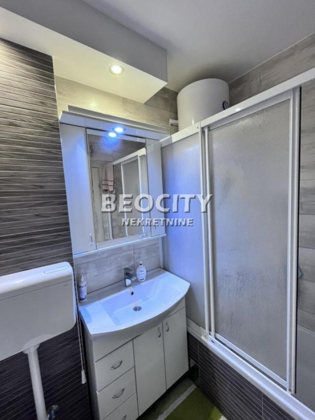 Novi Beograd, Blok 61, Dr Ivana Ribara, 3. 0, 85m2, 700EUR