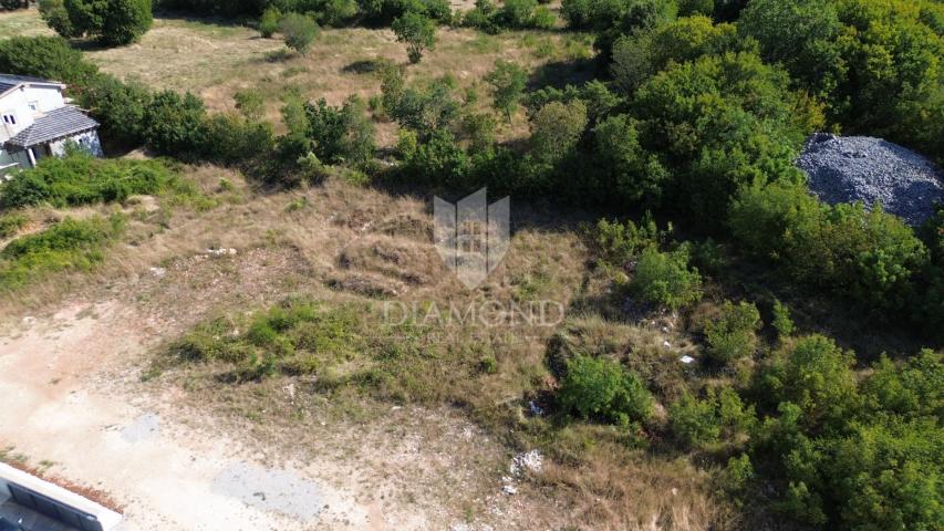 Land Labin, 509m2