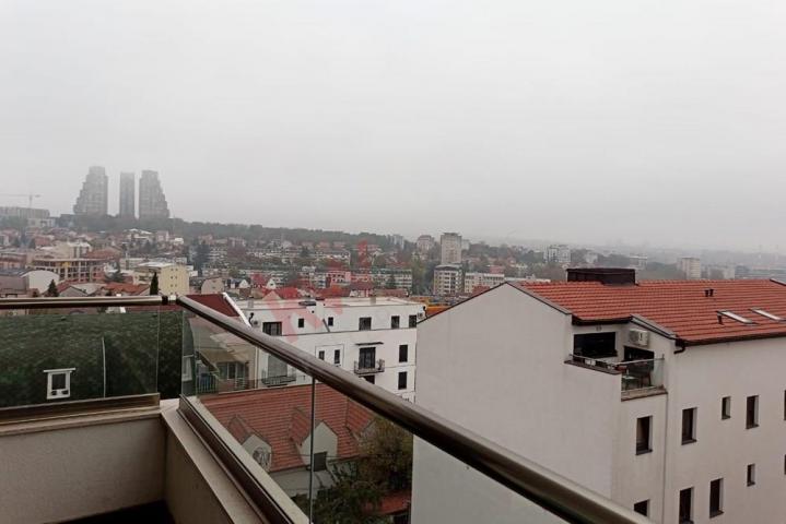 
				Izdavanje trosobnog stana, Zvezdara, Beograd
			