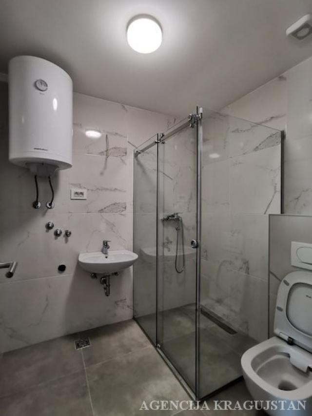 Izdavanje, Stan, 41. 00m2 , Bubanj