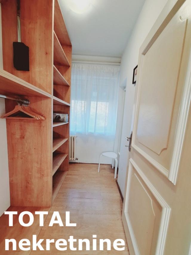 4 Četvorosoban stan NOVI SAD, 244000€