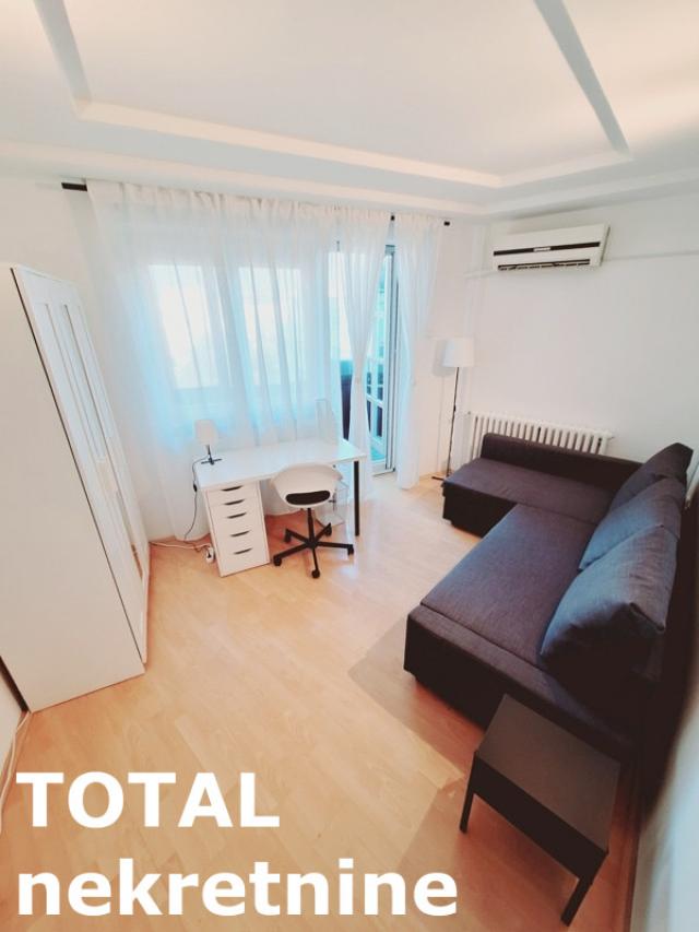 4 Četvorosoban stan NOVI SAD, 244000€