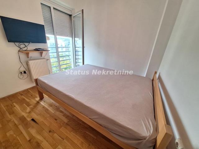 LEPO NAMEŠTEN DVOSOBAN STAN 47M2 BULEVAR EVROPE 550EU, PET FRIENDLY