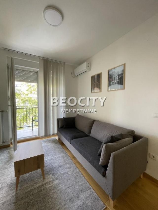 Novi Sad, Grbavica, Doza Djerđa, 2. 0, 40m2, 500EUR