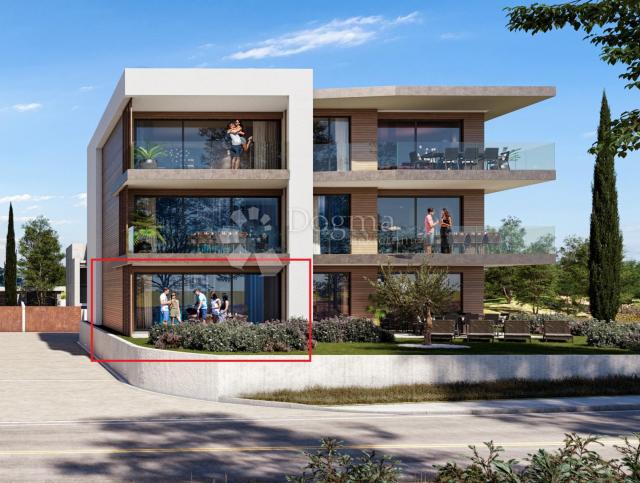 High-quality new building with garden, 10 minutes from the sea