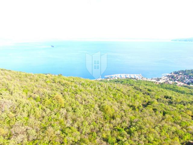 Land Opatija, 1.793m2