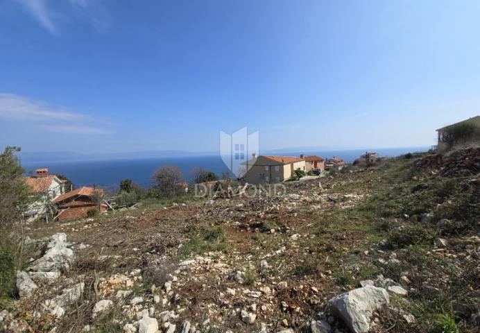 Land Labin, 836m2