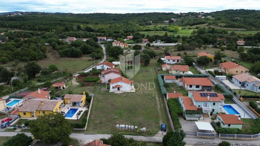 Land Labin, 1.141m2