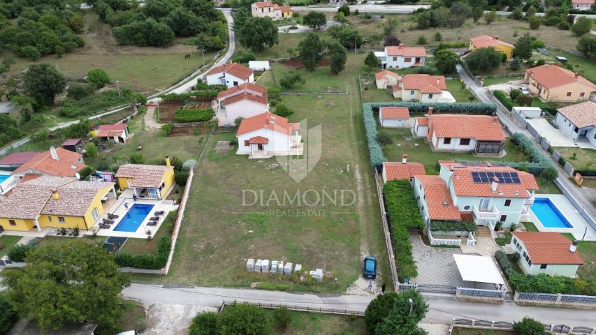 Land Labin, 1.141m2