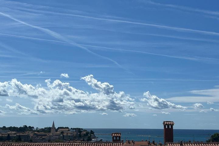 Istra, Poreč, trosoban stan u centru grada