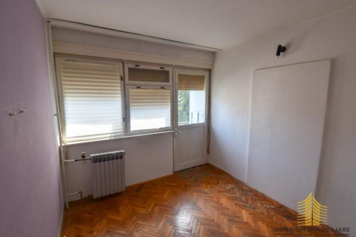 Stan: Zagreb (Donje svetice), 50 m2, balkon, armirano-betonska zgrada