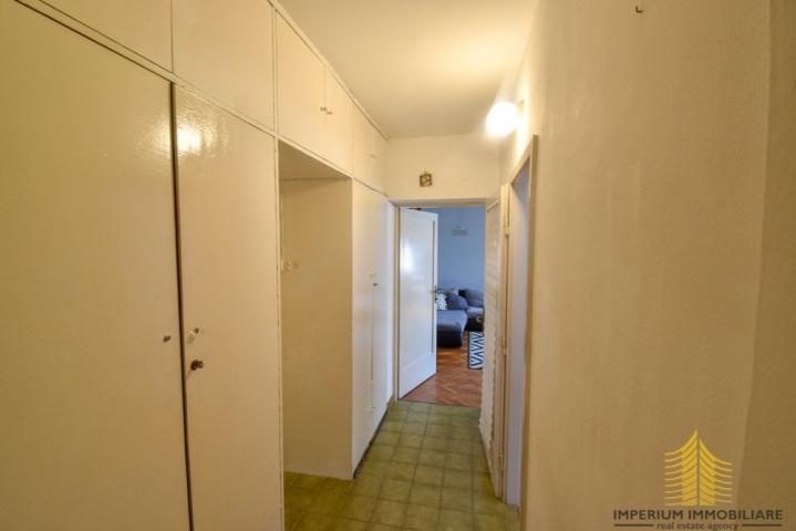 Stan: Zagreb (Donje svetice), 50 m2, balkon, armirano-betonska zgrada