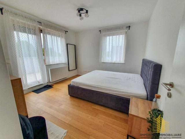 Četverosobni penthouse u novogradnji (Mikulići)