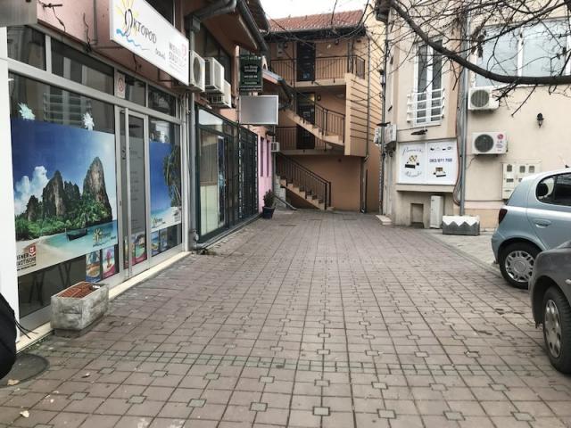 Prodaja, Lokal, 54. 00m2 , Centar