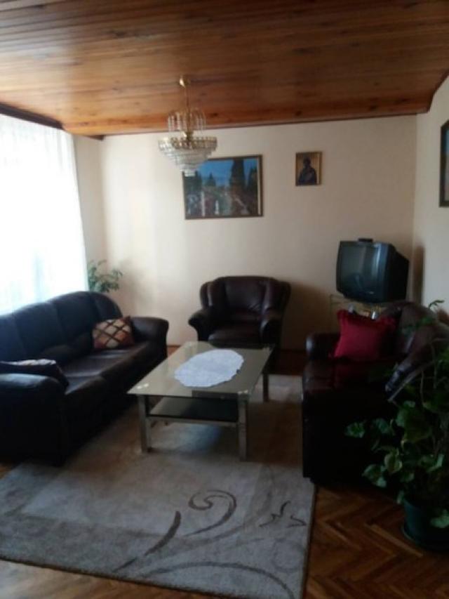 Prodaja, Kuća, 320. 00m2 , Stanovo