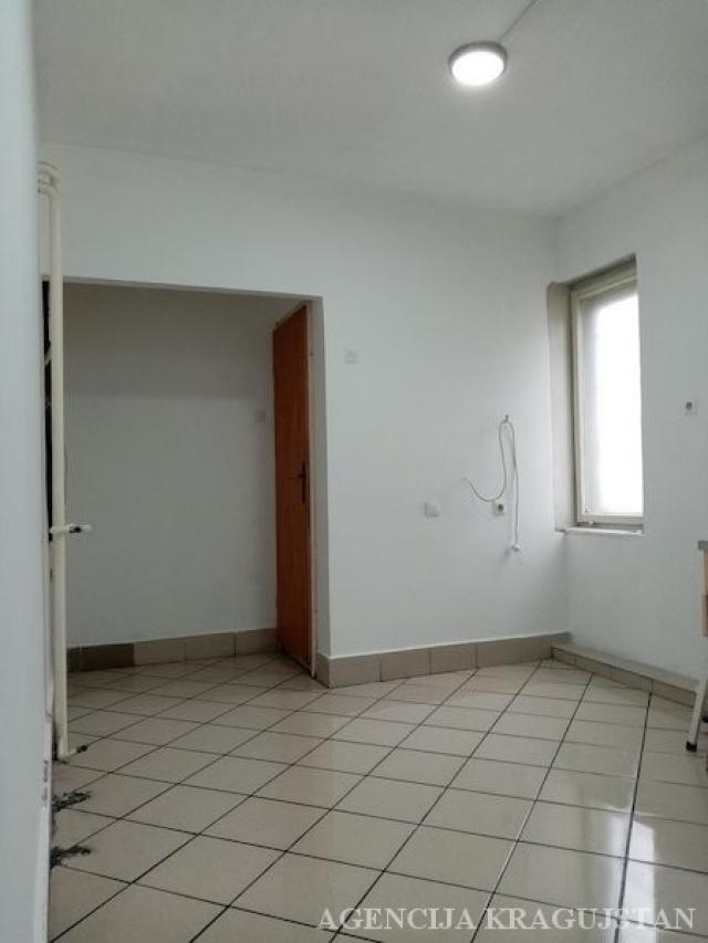 Prodaja, Lokal, 36. 00m2 , Centar