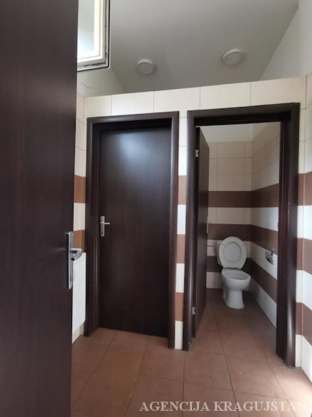 Prodaja, Lokal, 78. 00m2 , Centar