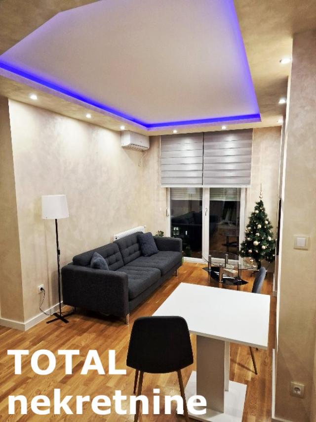 1. 5 Jednoiposoban stan NOVI SAD, 84980€