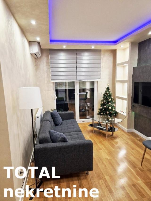 1. 5 Jednoiposoban stan NOVI SAD, 84980€