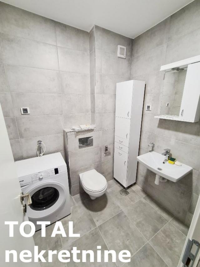 1. 5 Jednoiposoban stan NOVI SAD, 84980€