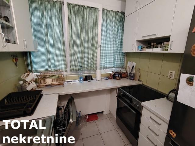 2. 5 Dvoiposoban stan NOVI SAD, 149350€