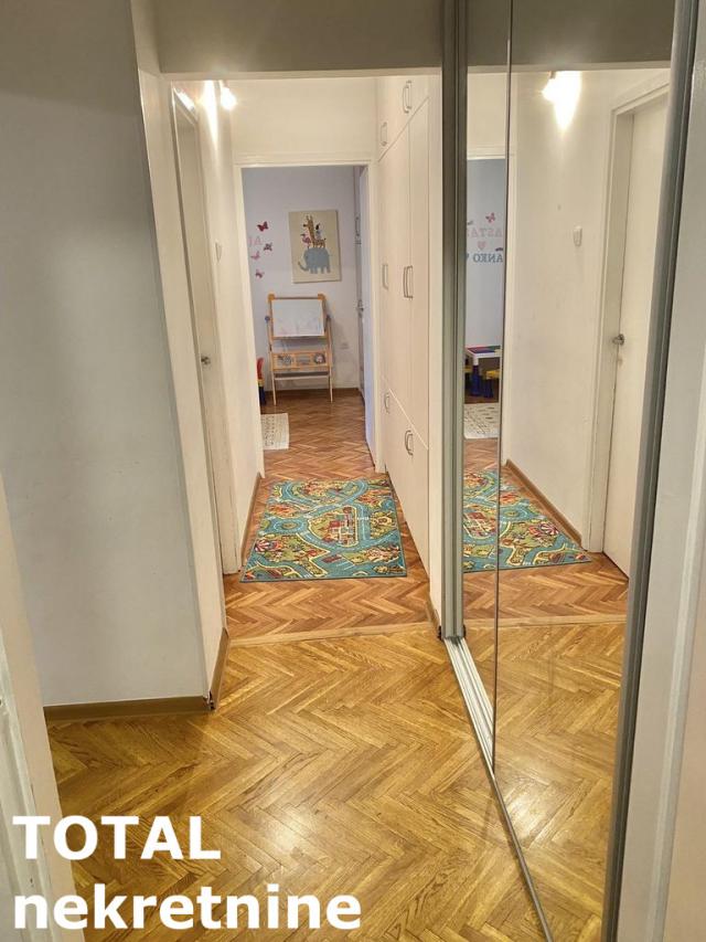 2. 5 Dvoiposoban stan NOVI SAD, 149350€