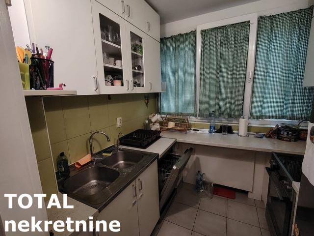 2. 5 Dvoiposoban stan NOVI SAD, 149350€