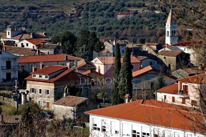 Kuća Buje, 300m2