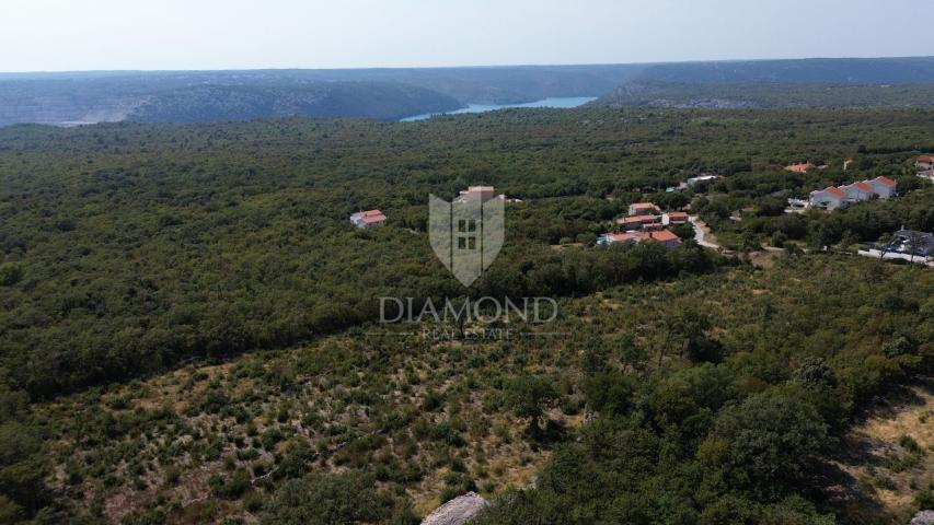 Land Labin, 4.154m2