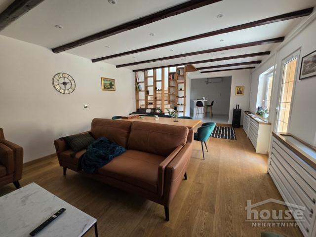 Kuća NOVI SAD, SALAJKA, kv: 266, € 400000, ID: 3046377