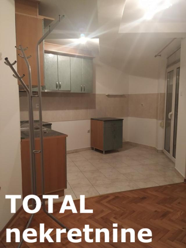 2. 5 Dvoiposoban stan NOVI SAD, 127600€