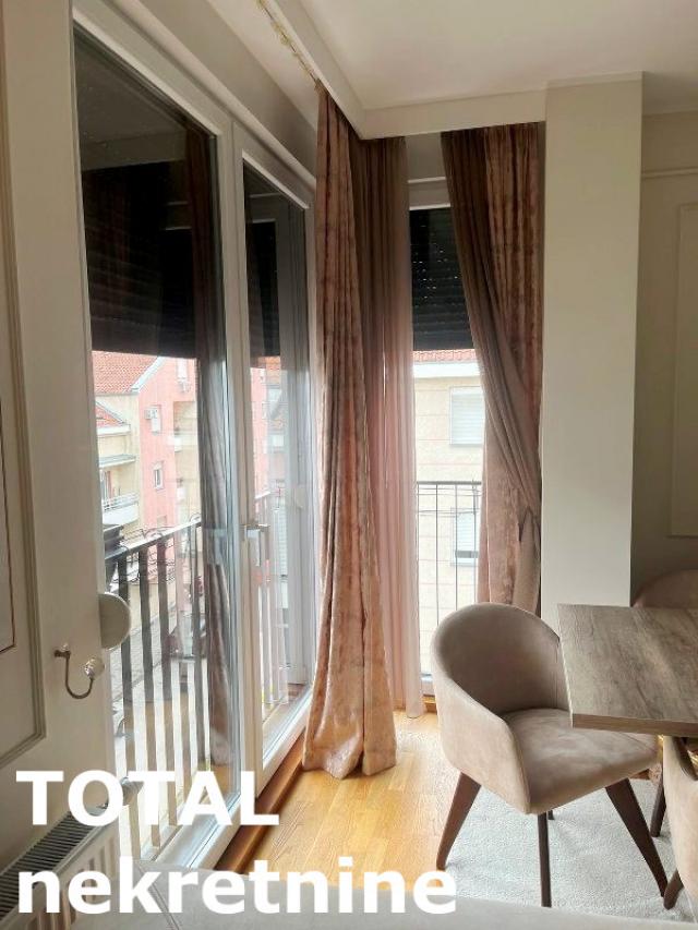 3 Trosoban stan NOVI SAD, 182300€