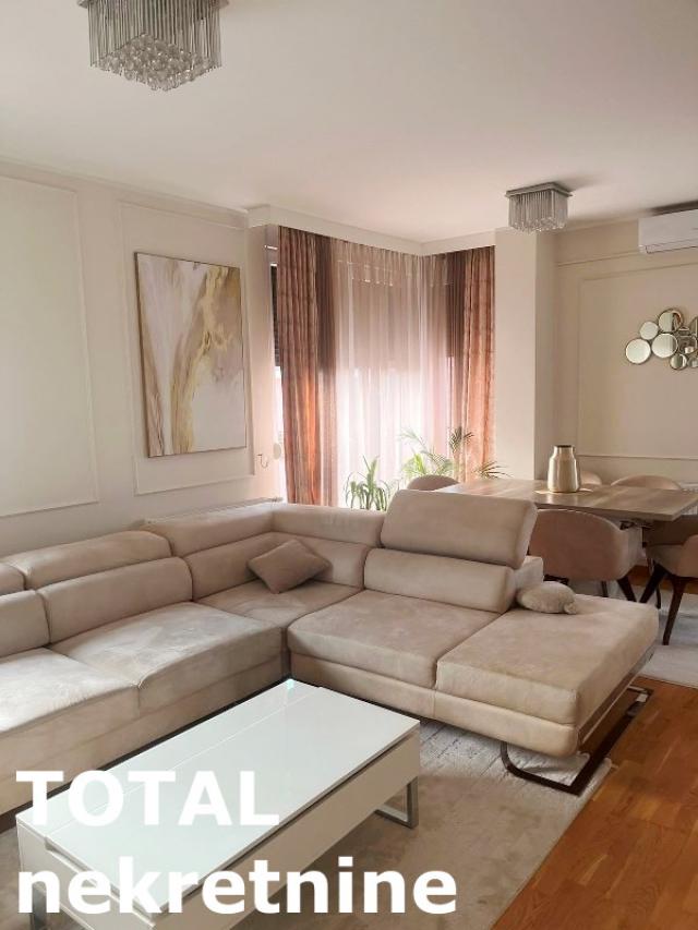 3 Trosoban stan NOVI SAD, 182300€