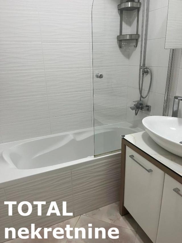 3 Trosoban stan NOVI SAD, 182300€