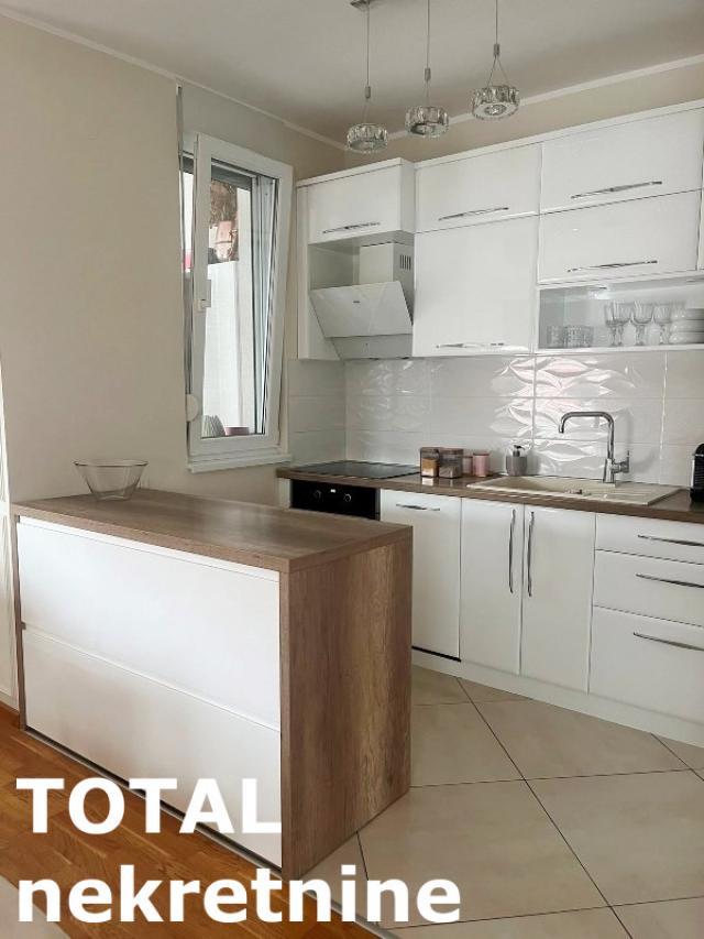 3 Trosoban stan NOVI SAD, 182300€