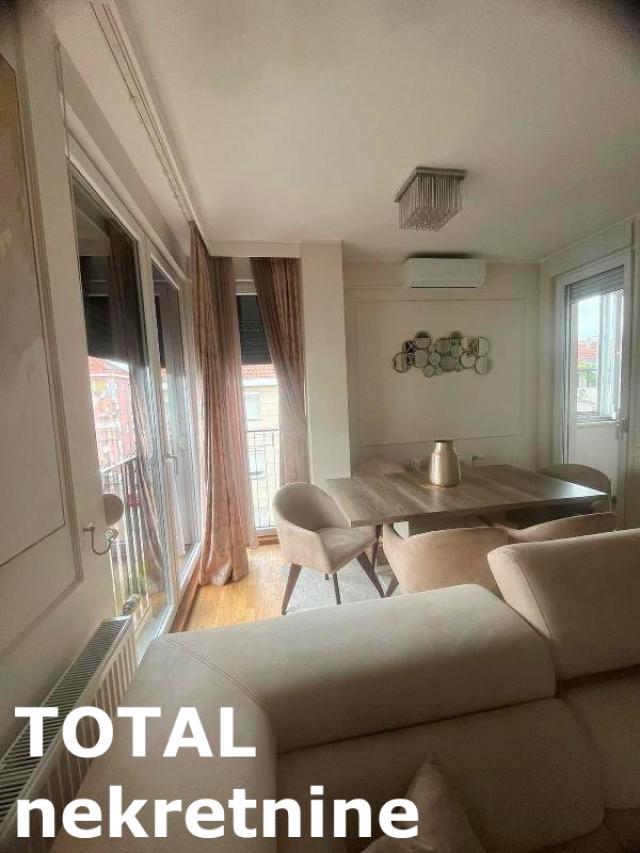 3 Trosoban stan NOVI SAD, 182300€