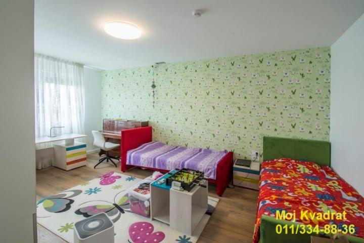 Novi Beograd, YUBC - Bulevar Mihajla Pupina, 160m2