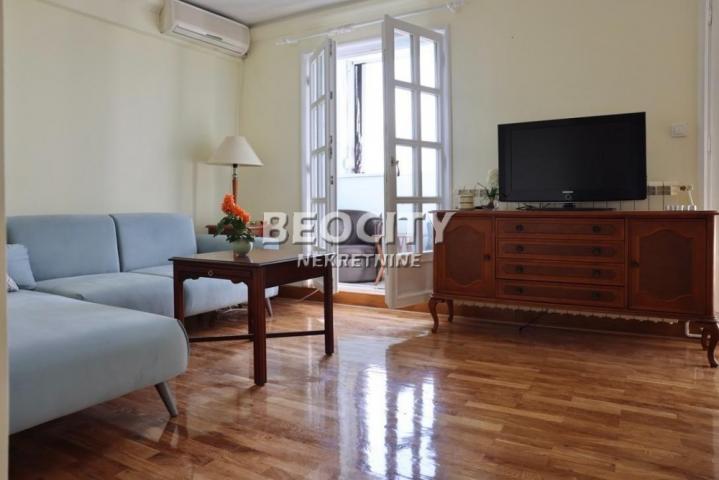 Stari grad, Atelje 212, , 3. 0, 72m2, 1000EUR