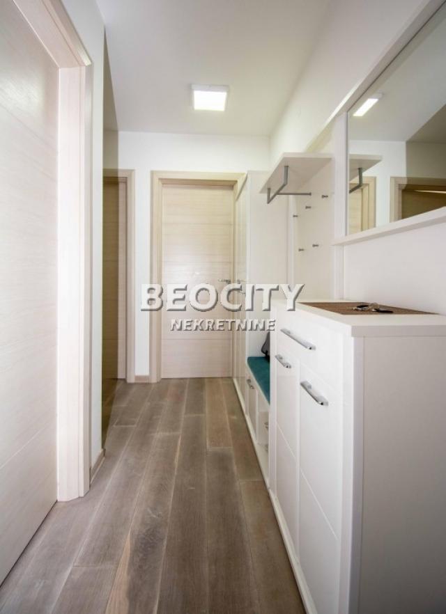 Voždovac, Autokomanda, Admirala Vukovića, 3. 0, 70m2, 248000EUR